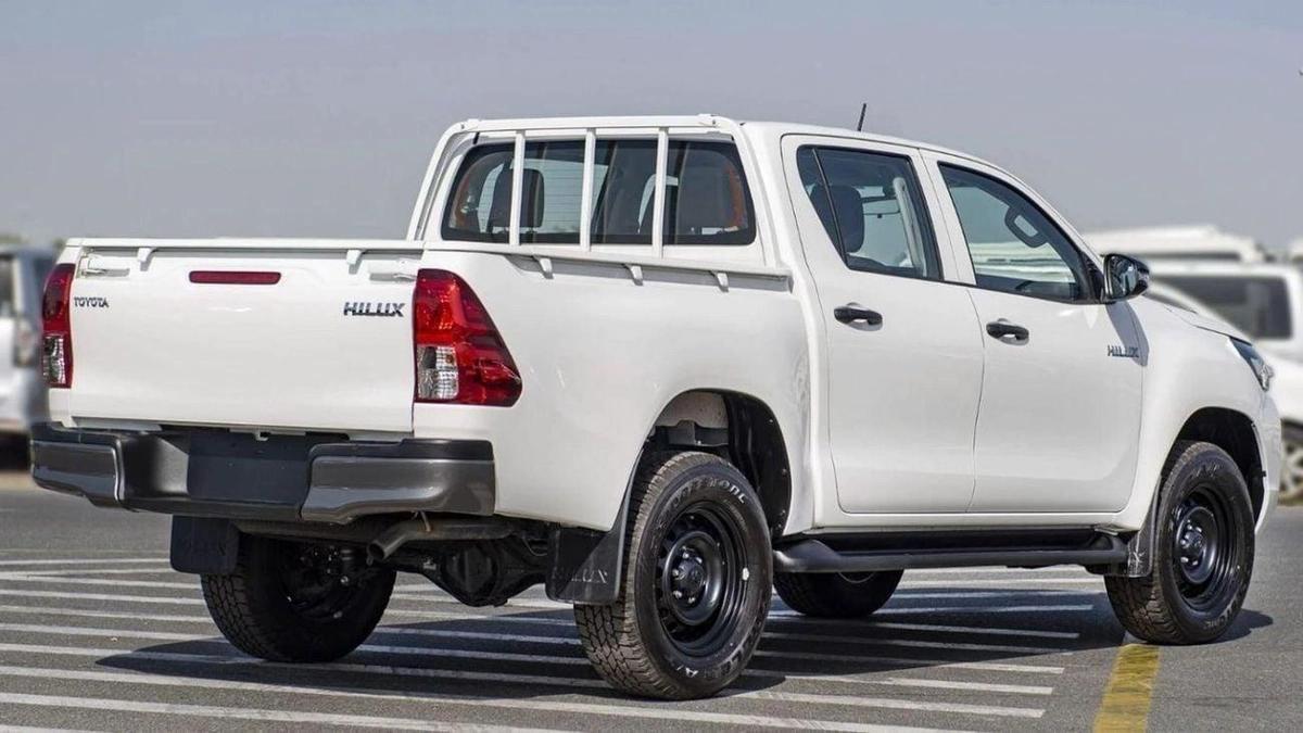 Toyota Hilux HILUX 2.4L MED OPTION-2-2