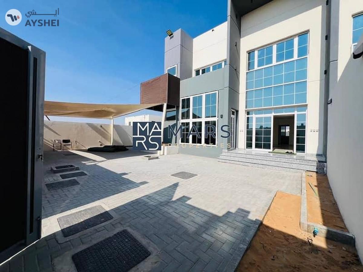 Spacious, Luxury, Brand New 4 Bedroom Villa Available For Rent in Al Tai, Sharjah-0-0