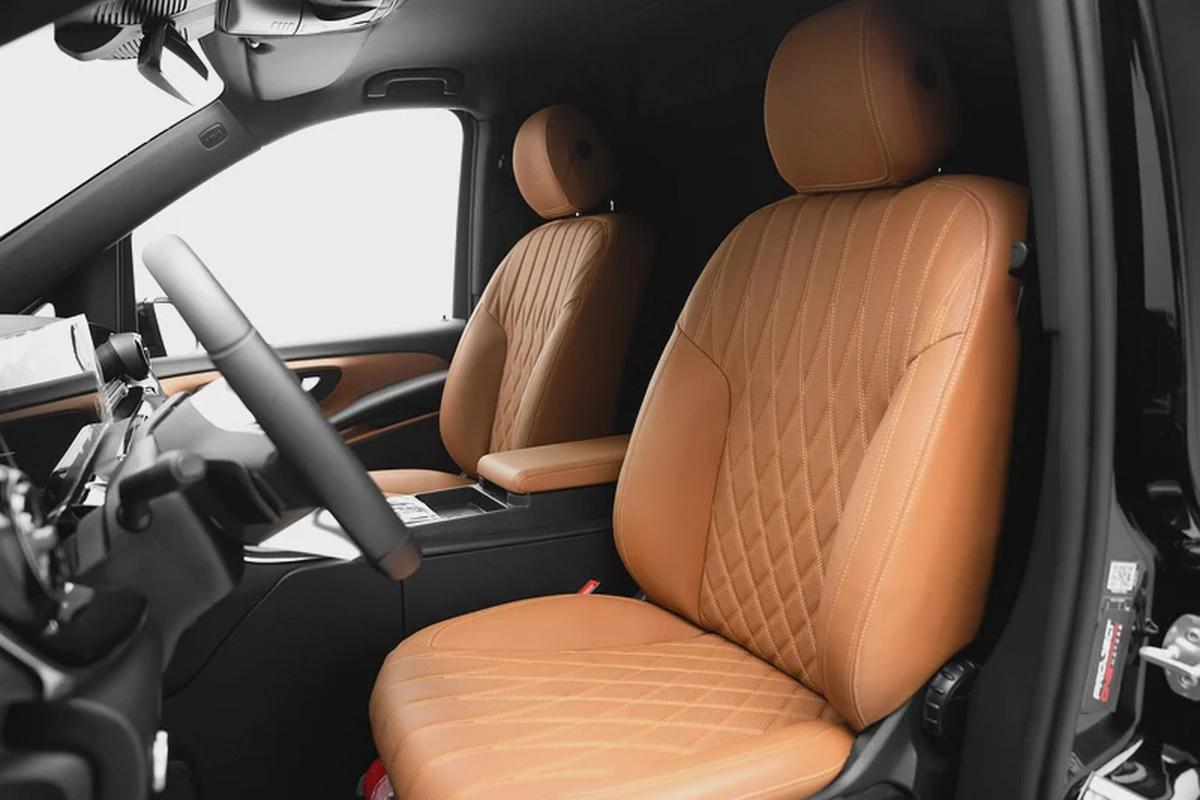 2025 MERCEDES BENZ MAYBACH V300 WITH WARRANTY-7-7