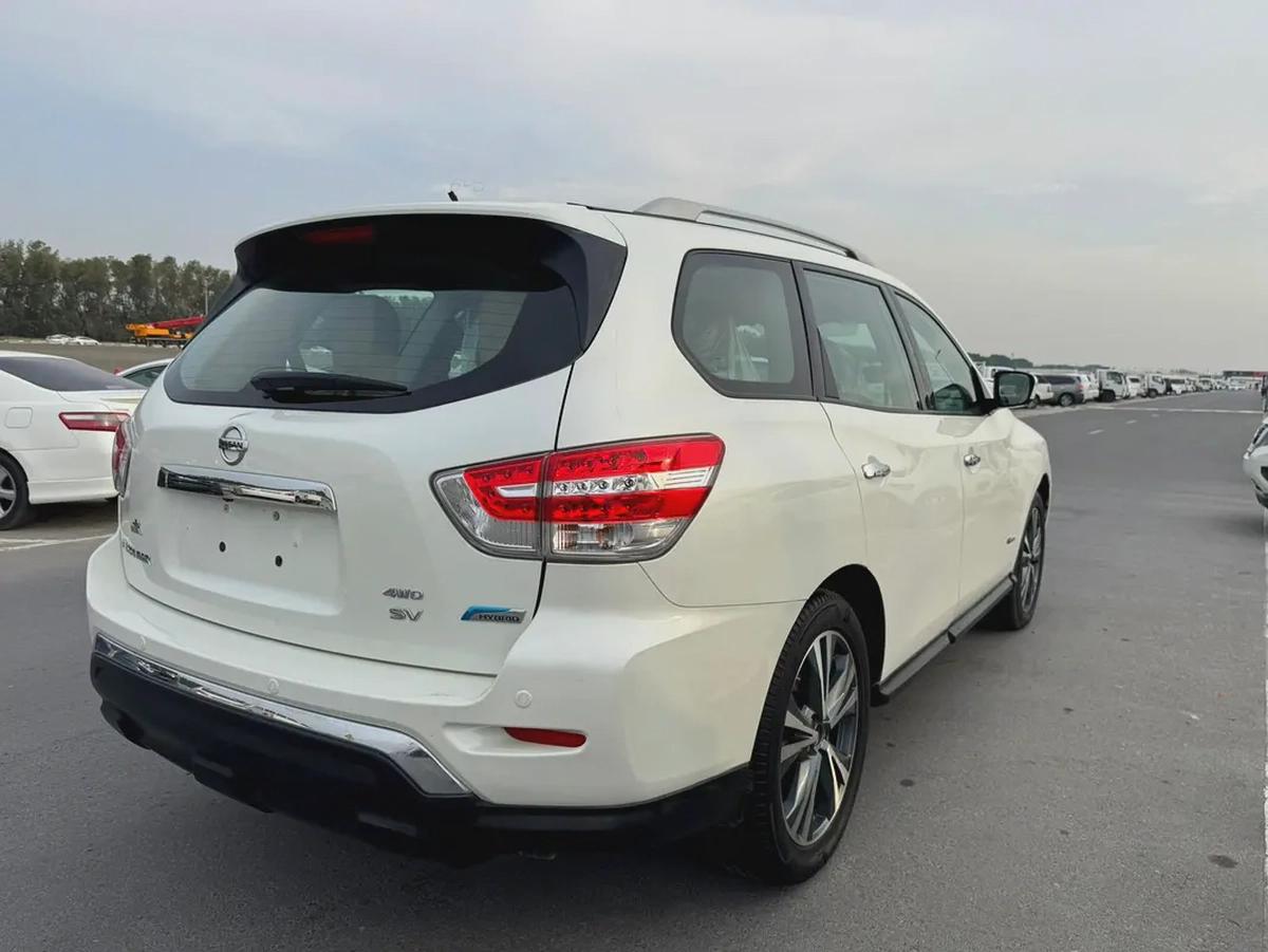 Nissan Pathfinder XE 2018 - GCC Specs - Perfect Family SUV-4-4
