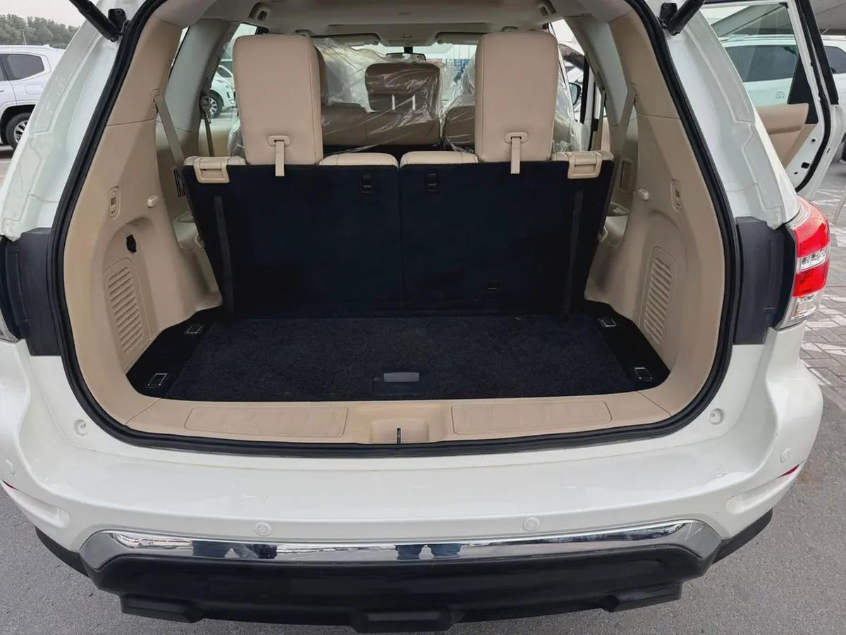Nissan Pathfinder XE 2018 - GCC Specs - Perfect Family SUV-14-14
