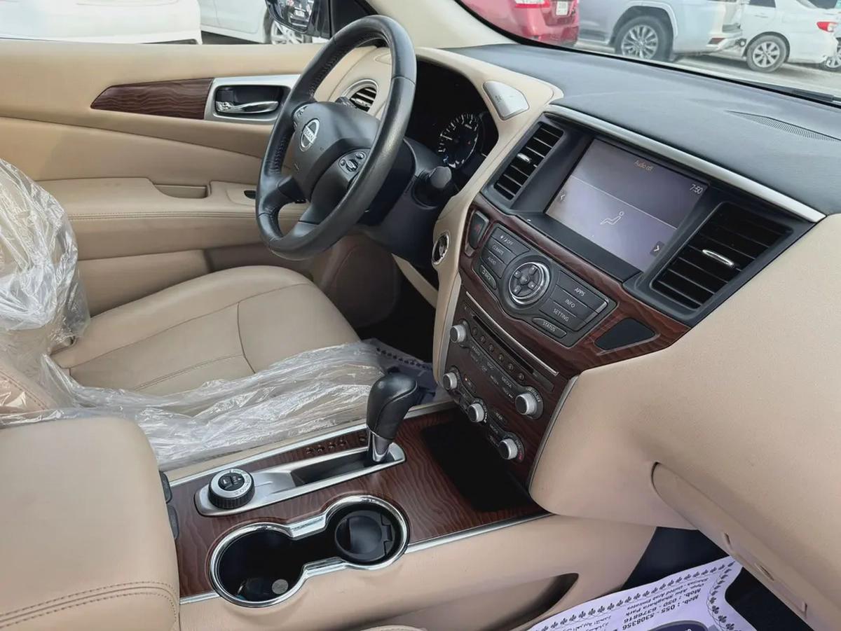 Nissan Pathfinder XE 2018 - GCC Specs - Perfect Family SUV-17-17