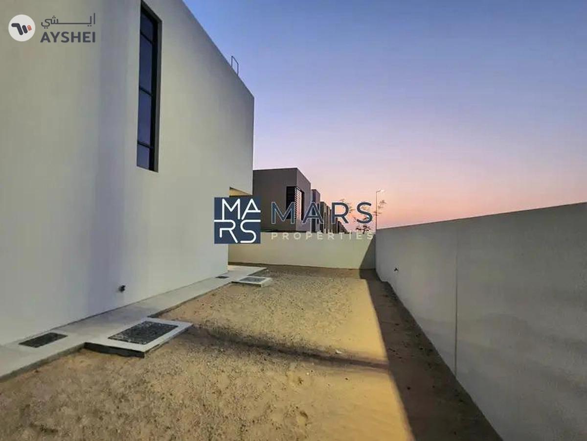✨ 4-Bedroom Corner Townhouse for Sale in Nasma Residence, Sharjah 🏡🌿-7-7