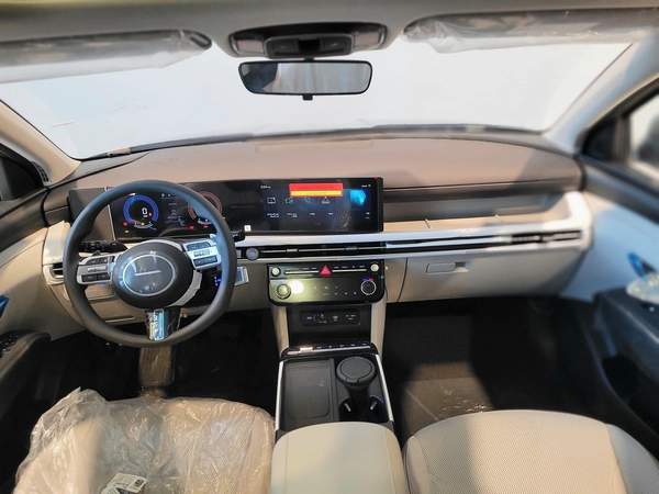 HYUNDAI TUCSON 1.6 TURBO PREMIER PLUS GCC