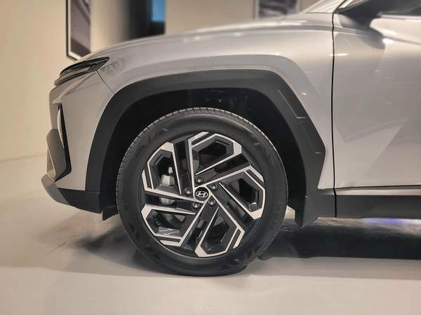 HYUNDAI TUCSON 1.6 TURBO PREMIER PLUS GCC