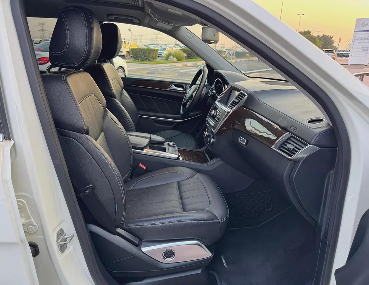 MERCEDES BENZ GL450 V8 NEAT AND CLEAN CAR FRESH IMPORTED FROM JAPAN-11-11