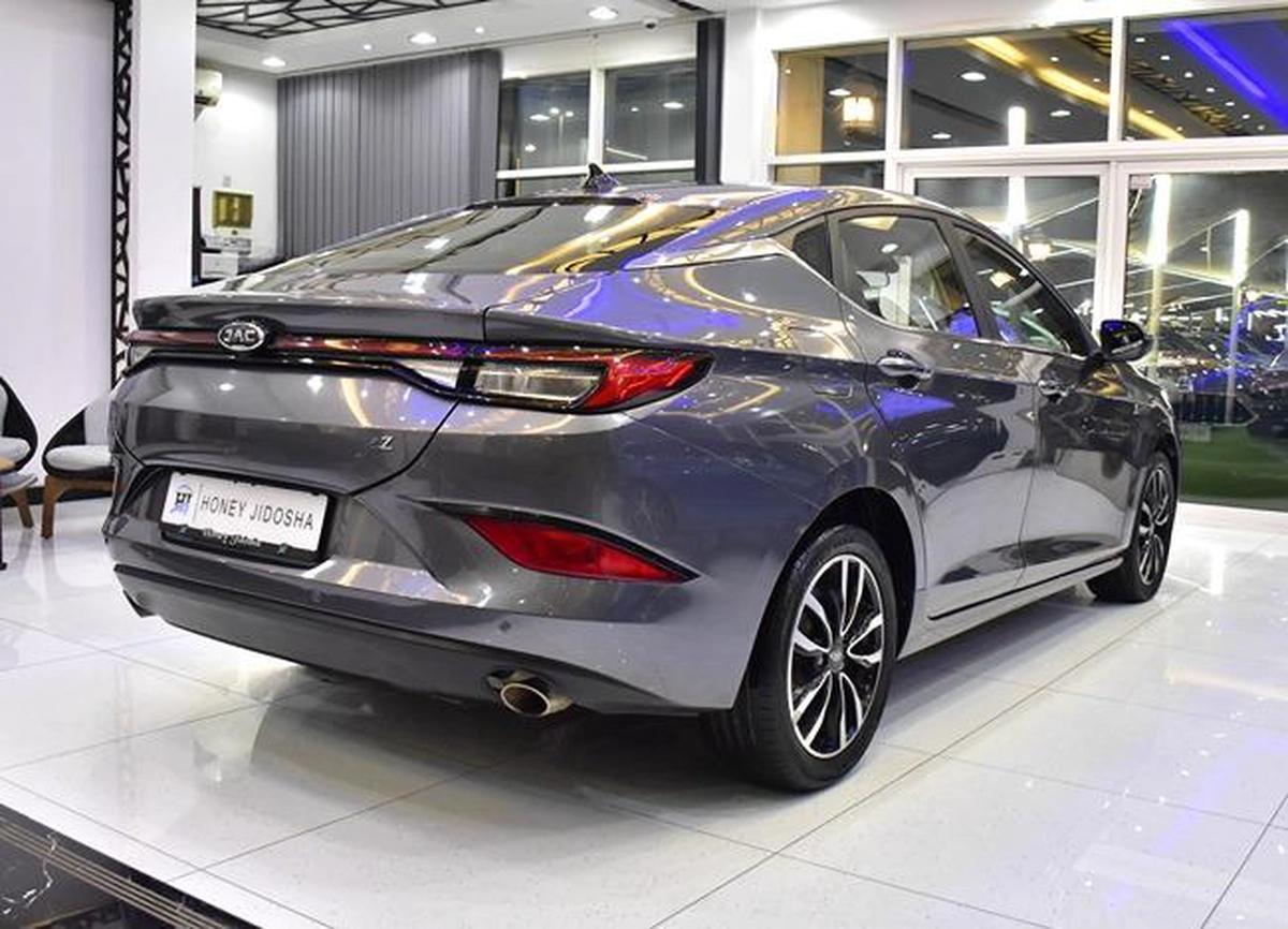 JAC J7 ( 2024 Model ) in Grey Color GCC Specs-10-10