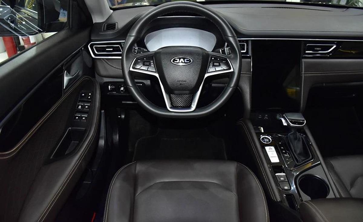 JAC J7 ( 2024 Model ) in Grey Color GCC Specs-11-11