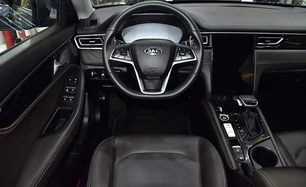 JAC J7 ( 2024 Model ) in Grey Color GCC Specs