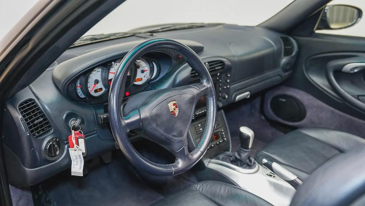 Drive Home Today | GCC | 911 Turbo Cabriolet (996.2)-3-3