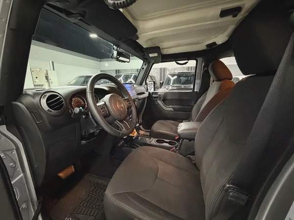 1 Owner | Apple CarPlay + Rev Camera | Original Paint | Full Service History | GCC Specs