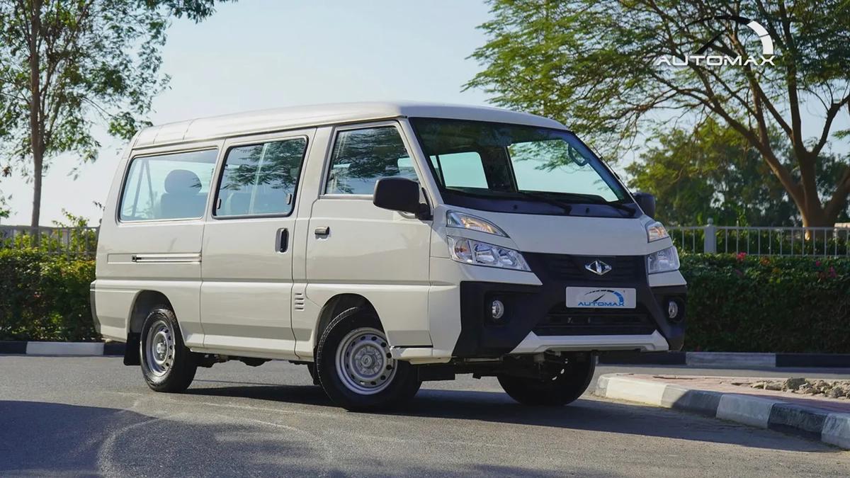 2025 CMC D260 Window Van 2.4L RWD GCC 0Km With 3 Years Or 100,000 Km Warranty-0-0