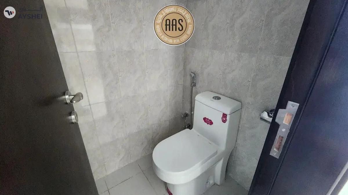 Like new big size 1bhk || ready to move || price 810k || High ROI || in arjan dubai-10-10