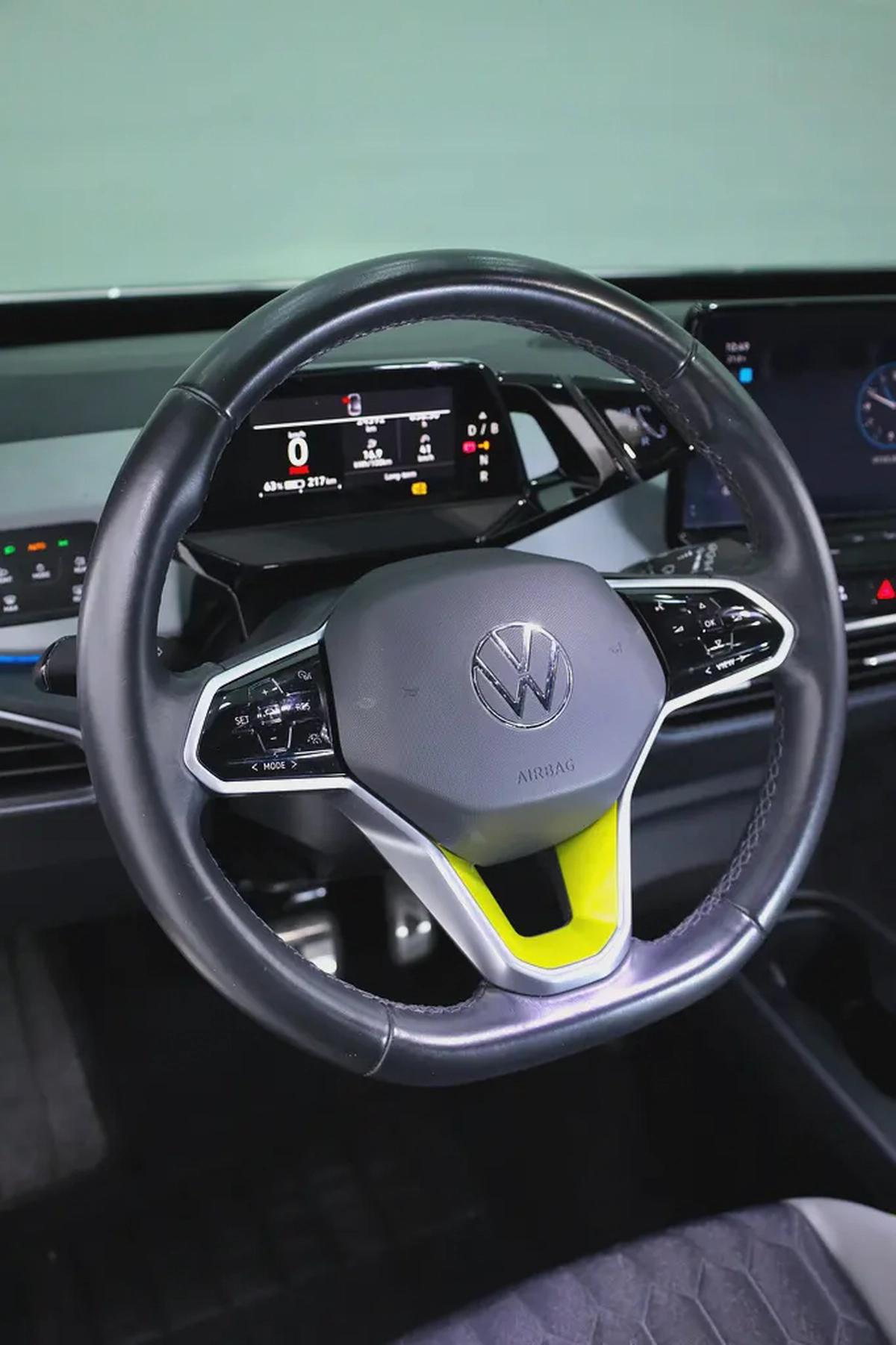 VOLKSWAGEN ID.3 PRO FULLY LOADED + PANORAMIC ROOF-7-7