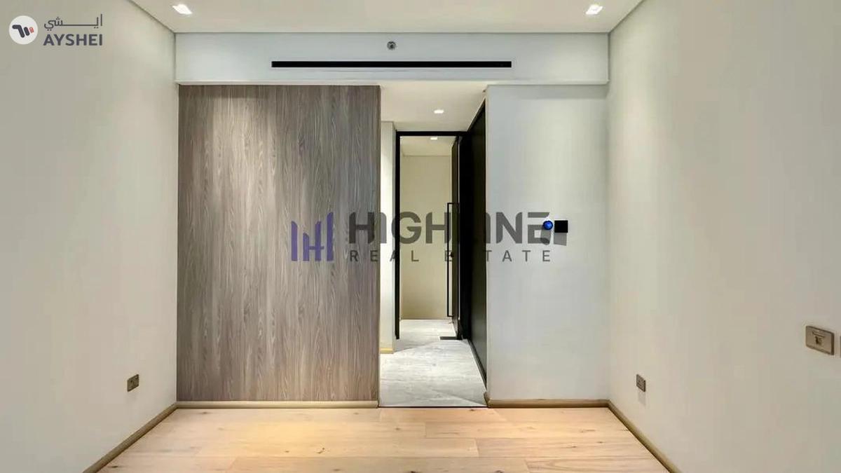 LUXURIES PENTHOUSE | RESORT STYLE LIVING | READY-3-3