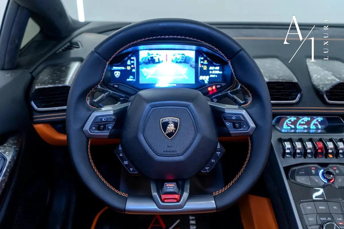 2019 Lamborghini Huracan Spyder, Warranty, Excellent Condition, 580HP, Canadian Spec-6-6
