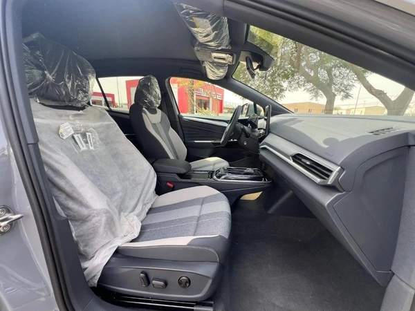 Volkswagen ID.4 CROZZ PURE PLUS