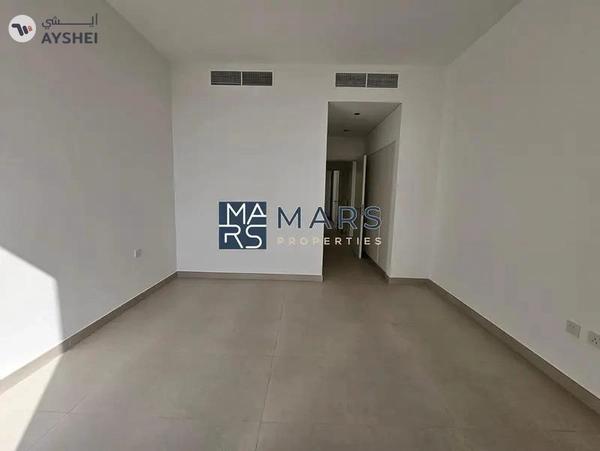 Brand New 3-Bedroom Corner Villa with Separate Maid’s Room & Majlis