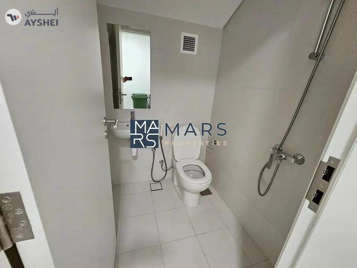 Brand New 3-Bedroom Corner Villa with Separate Maid’s Room & Majlis-6-6