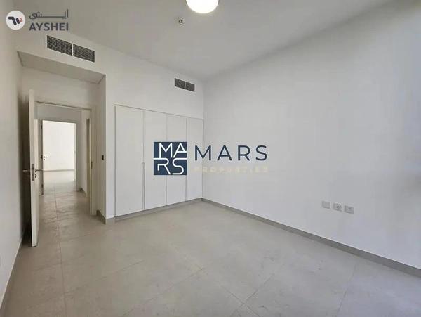 Brand New 3-Bedroom Corner Villa with Separate Maid’s Room & Majlis