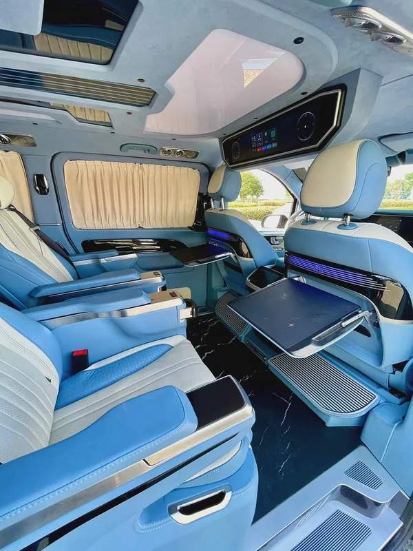 2024 Mercedes Vip Seats