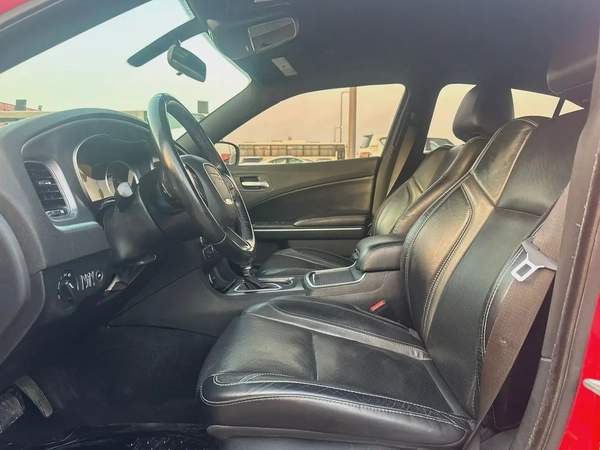 دودج تشارجر 2019 مواصفات امريكية sxt بحالة جيدة