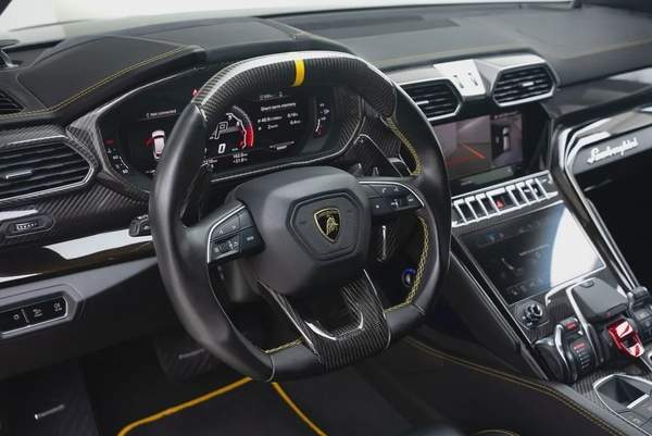 2021 LAMBORGHINI URUS BY MANSORY