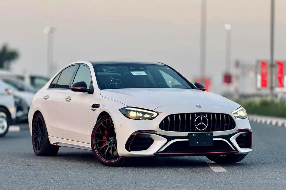BENZ C63s | E PERFORMANCE | 2024 | 1739Km ONLY| BRAND NEW | FRESH JAPAN IMPORT-3-3