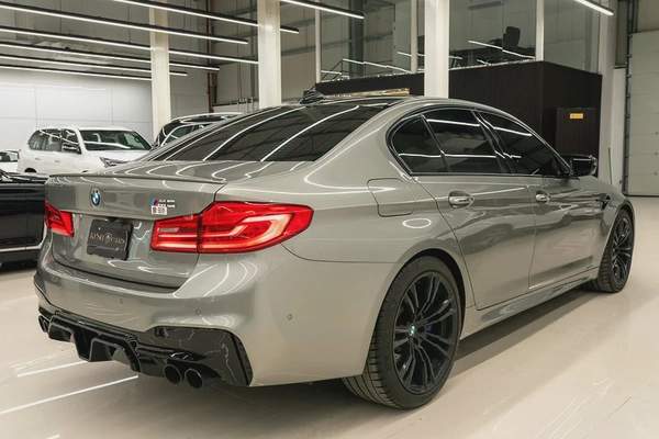 BMW - M5 2018 MODEL - FRESH AMERICAN SPECS EXCELLENT CONDITION