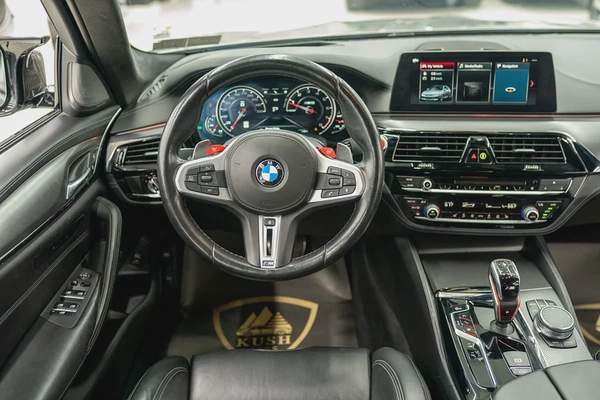 BMW - M5 2018 MODEL - FRESH AMERICAN SPECS EXCELLENT CONDITION