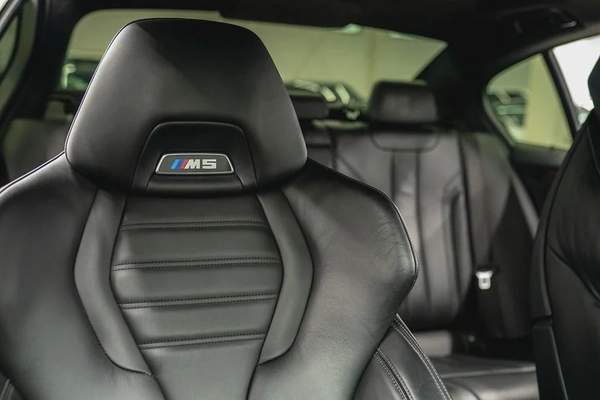 BMW - M5 2018 MODEL - FRESH AMERICAN SPECS EXCELLENT CONDITION