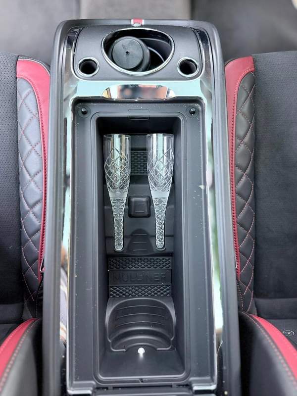 BENTLEY BENTAYGA W12 SPEED | GCC SPECS | CARBON FIBRE EDITION | YEAR: 2020 | KMS: 53,000 KMS | FULL-SERVICE HISTORY WITH AGENCY AND UNDER WARRANTY