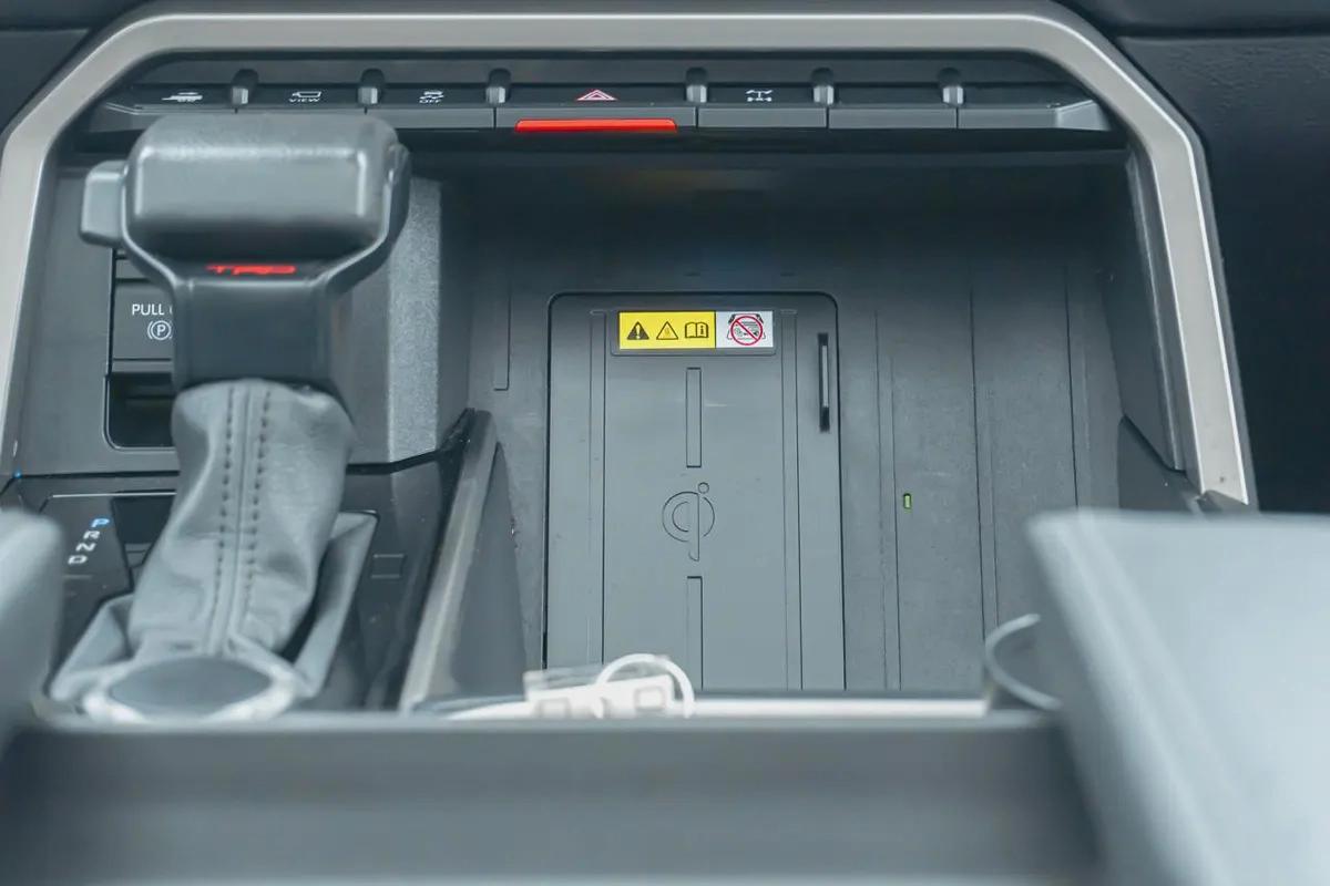 2024 Toyota Tundra Crewmax Limited - American Specs - Brand New-11-11