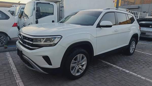 For Sale: 2021 Volkswagen Teramont – GCC Specs Model: 2021 Mileage: 68,000 KM Specification: GCC Con