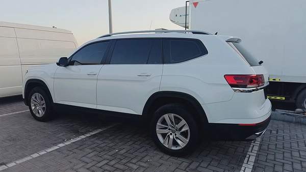 For Sale: 2021 Volkswagen Teramont – GCC Specs Model: 2021 Mileage: 68,000 KM Specification: GCC Con