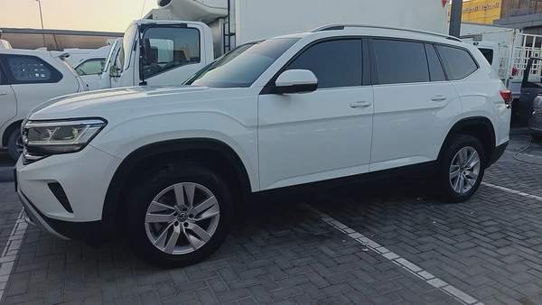 For Sale: 2021 Volkswagen Teramont – GCC Specs Model: 2021 Mileage: 68,000 KM Specification: GCC Con