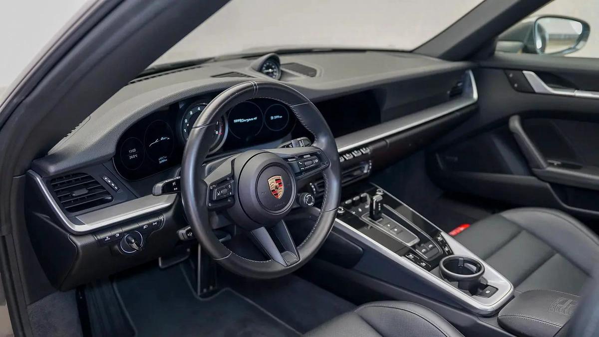 Porsche Carrera / 911 Targa 4-10-10