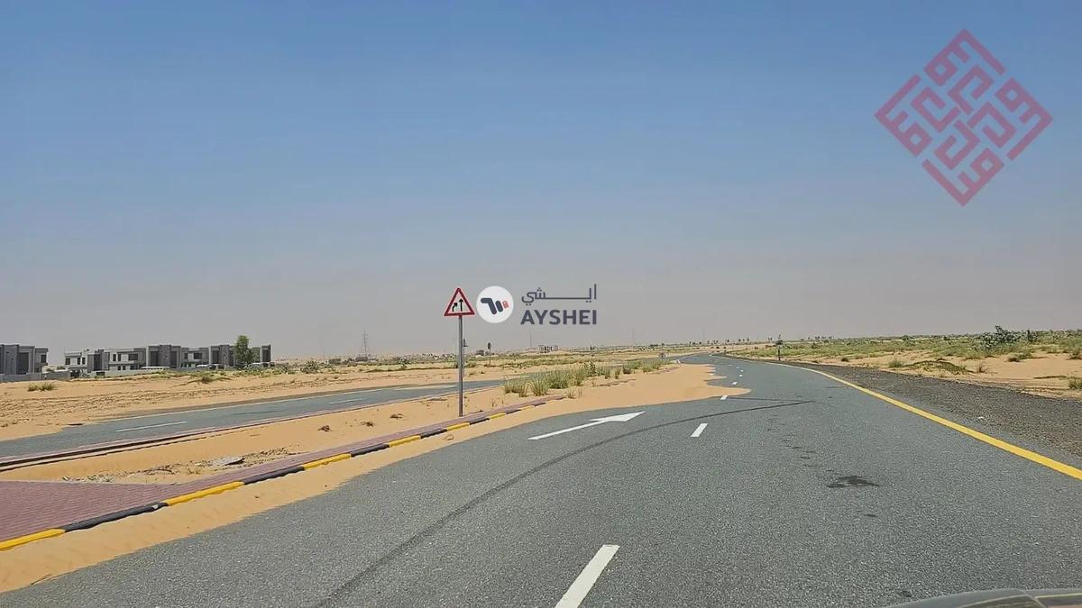 Residential investment plots (G+2) for sale directly next to Umm Al Quwain University on Sheikh Mohammed bin Zayed Road | free hold-2-2