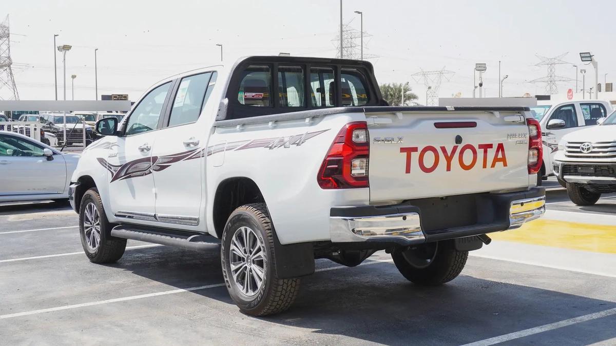 TOYOTA HILUX 2.7L PETROL MODEL 2025 SAUDI SPECS 4X4-13-13