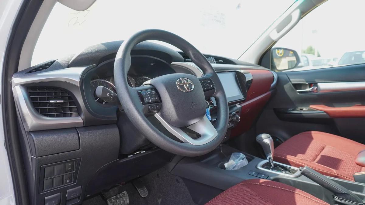 TOYOTA HILUX 2.7L PETROL MODEL 2025 SAUDI SPECS 4X4-15-15