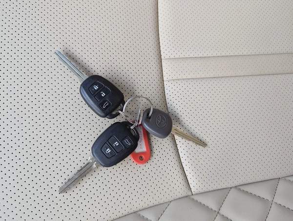 2023 Toyota Prado TXL - V4 2.7L - GCC Specs - Like New