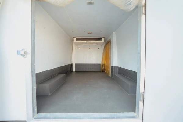 Urvan | Automatic | Standard Roof Freezer Van | GCC Specs | Ref#N31565