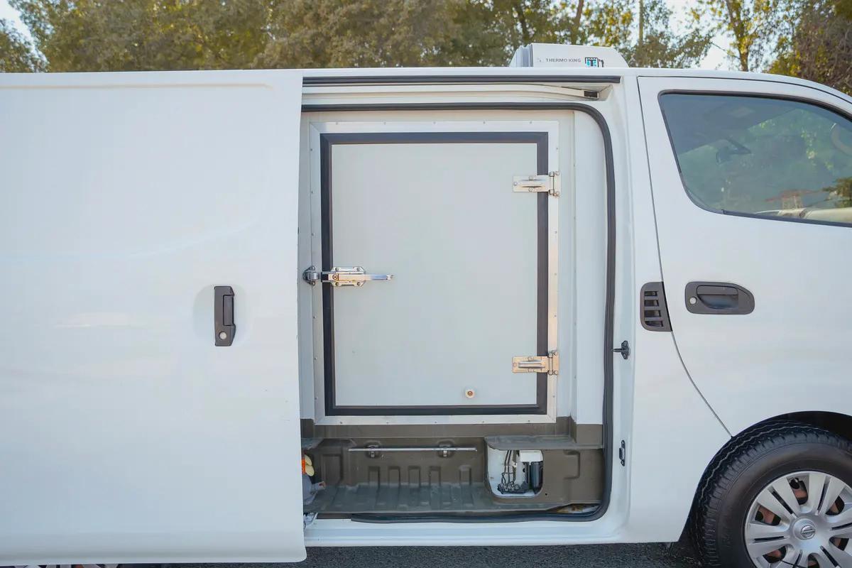 Urvan | Automatic | Standard Roof Freezer Van | GCC Specs | Ref#N31565-9-9