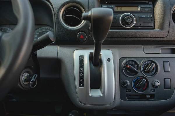 Urvan | Automatic | Standard Roof Freezer Van | GCC Specs | Ref#N31565