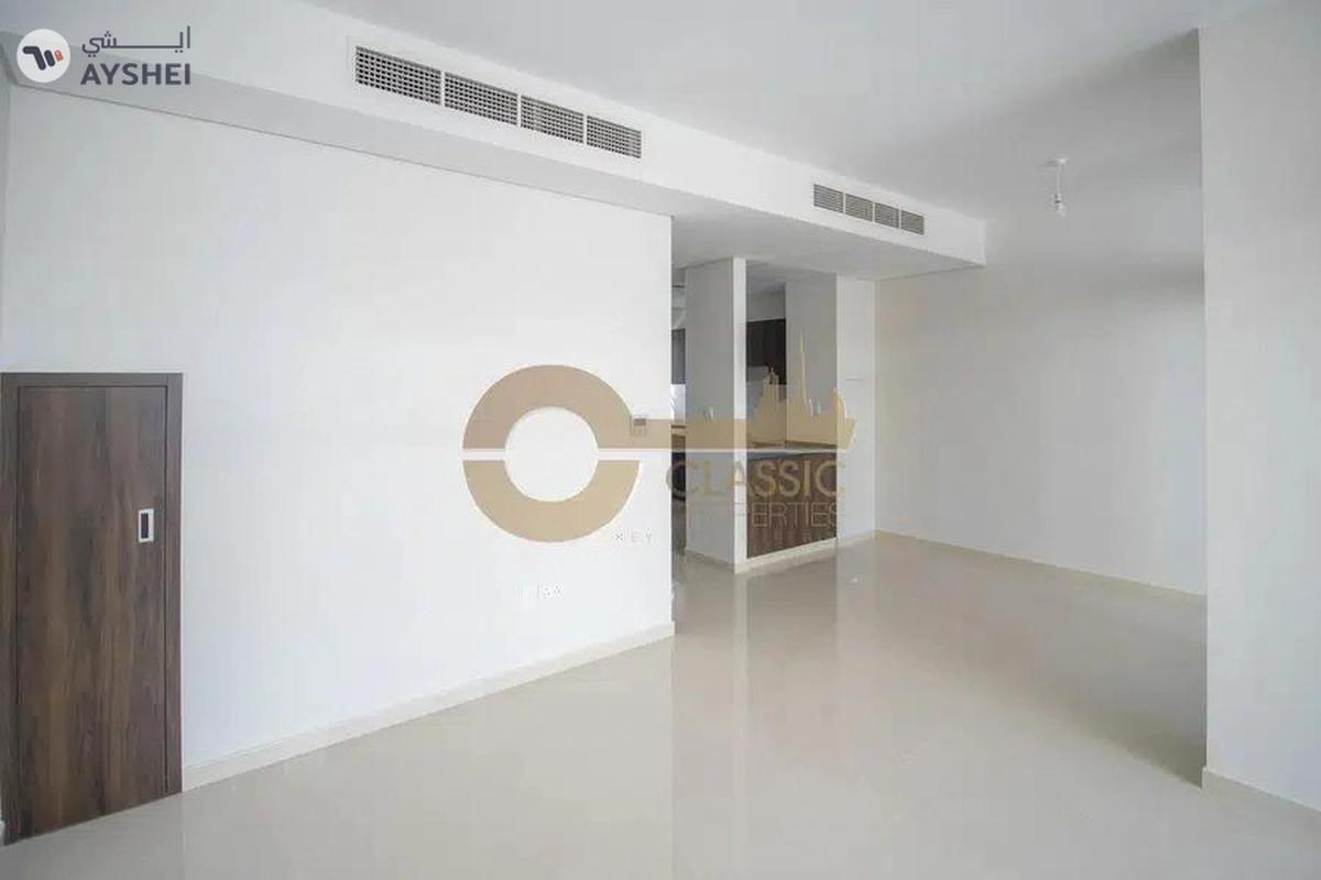 Modern 3 Bed Villa |Open Kitchen | Well Maintained-8-8