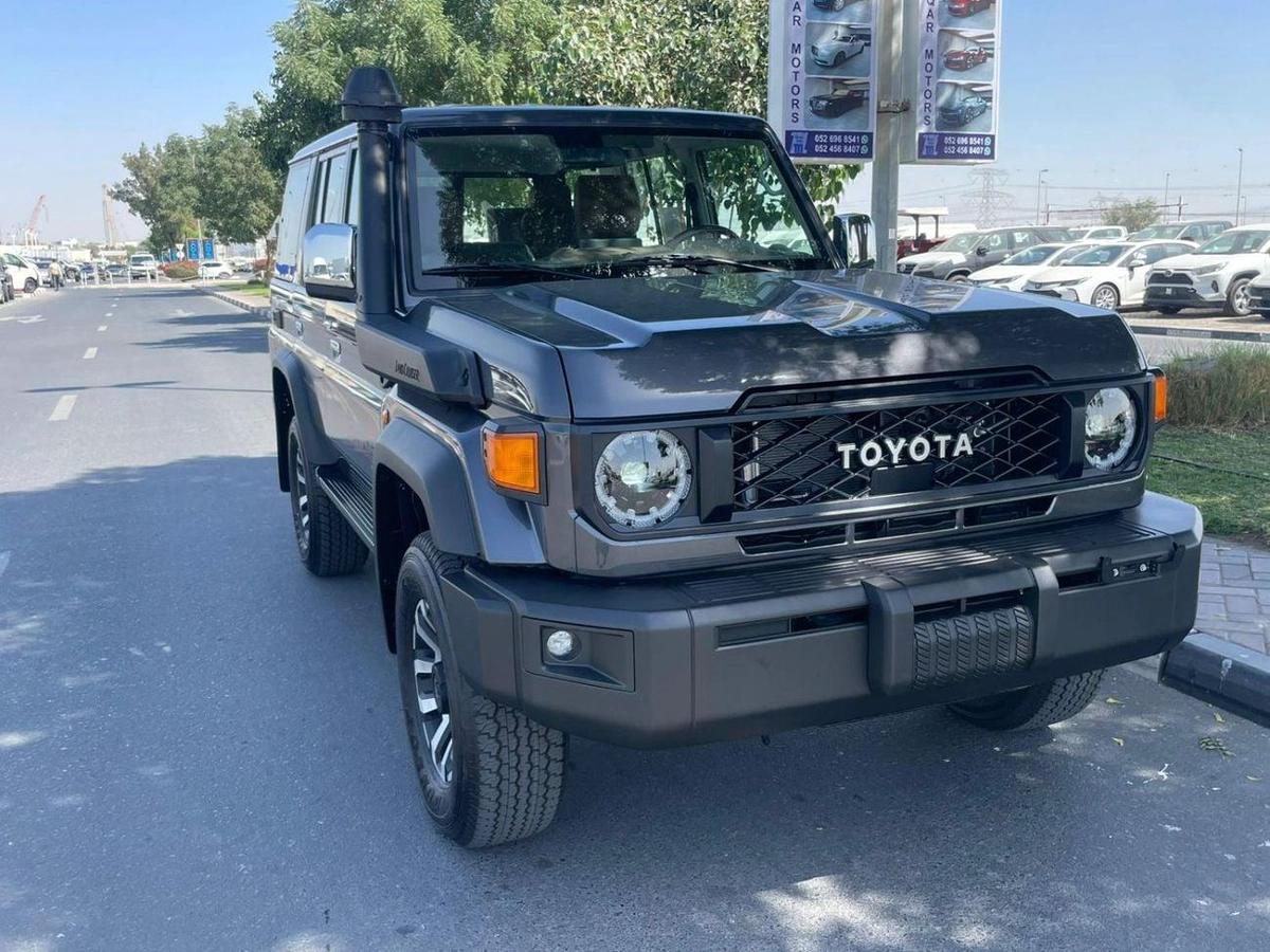 Toyota Land Cruiser TOYOTA LANDCRUISER LC76 2.8 DIESEL MODEL YEAR 2026-0-0