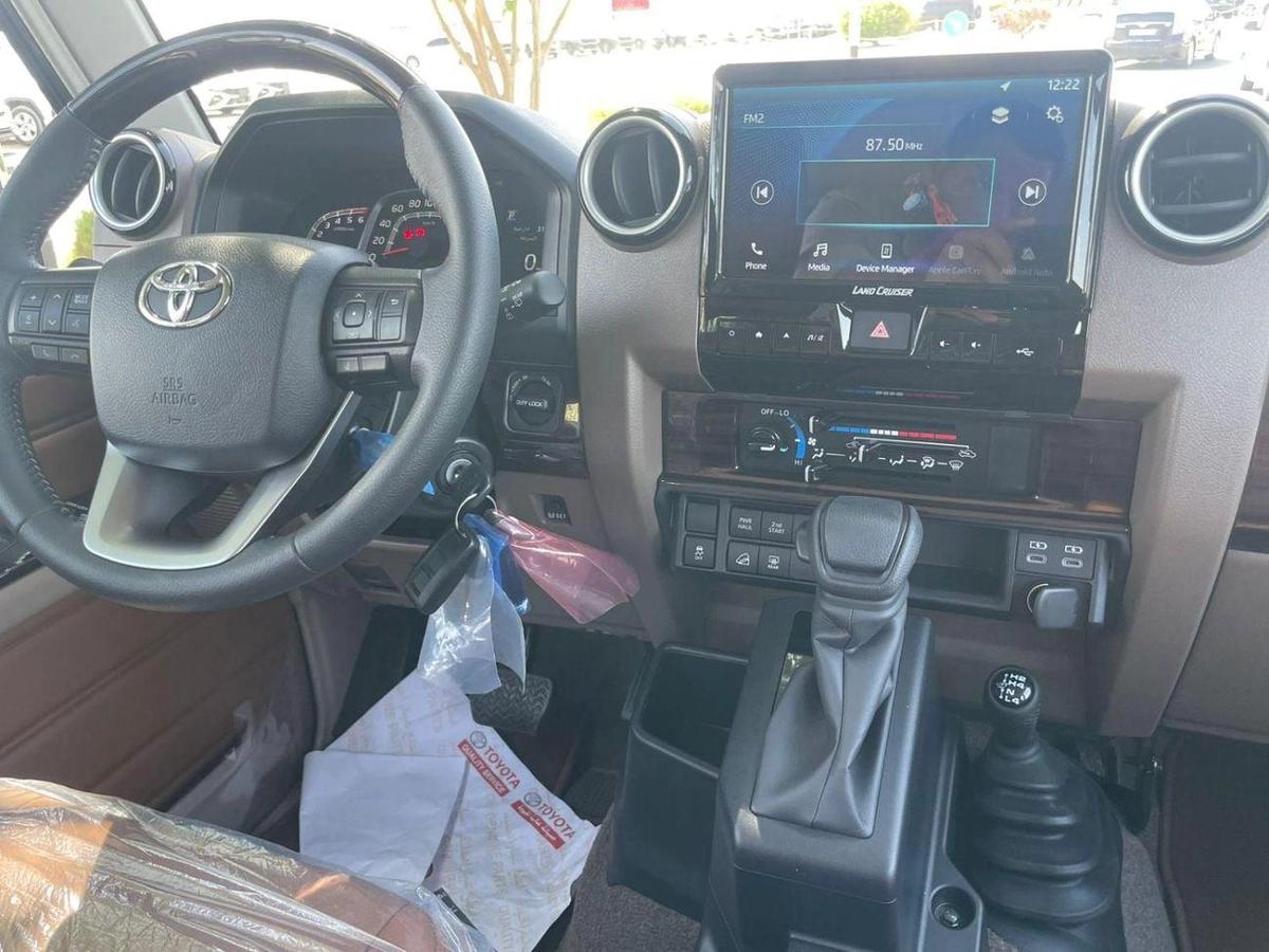 Toyota Land Cruiser TOYOTA LANDCRUISER LC76 2.8 DIESEL MODEL YEAR 2026-3-3