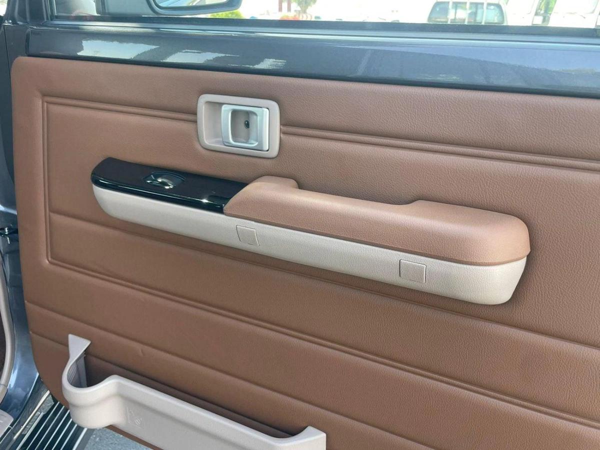 Toyota Land Cruiser TOYOTA LANDCRUISER LC76 2.8 DIESEL MODEL YEAR 2026-10-10
