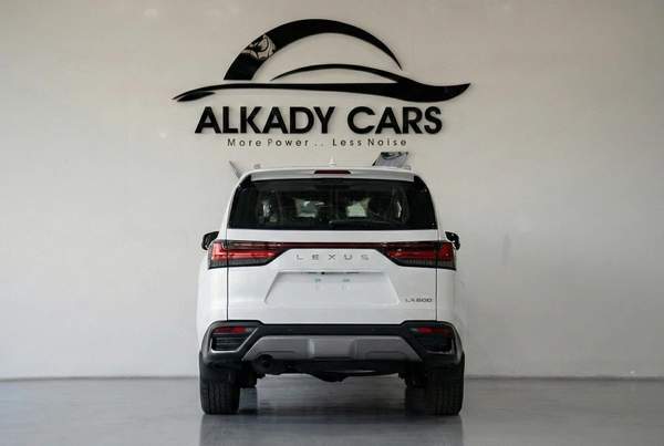 LEXUS LX600 SIGNATURE 2025 | 3.5L | ZERO KM | GCC | FULL OPTIONS