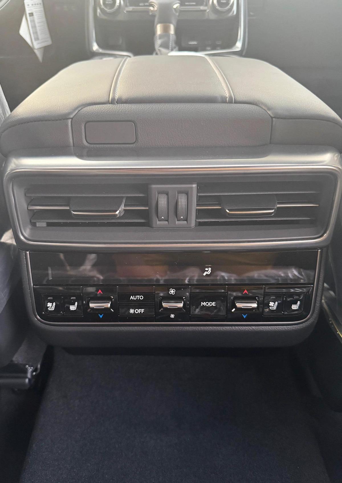 LEXUS LX600 SIGNATURE 2025 | 3.5L | ZERO KM | GCC | FULL OPTIONS-16-16